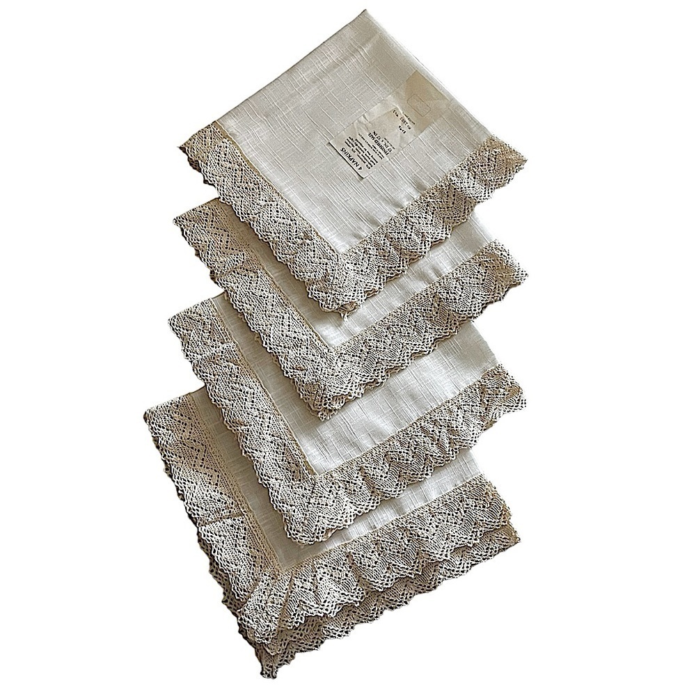 NWOT Deadstock Sears & Roebuck Ivory Lace Trim Napkins 17” x 17”
